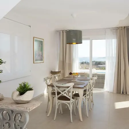 Villa Delphic Riviera *